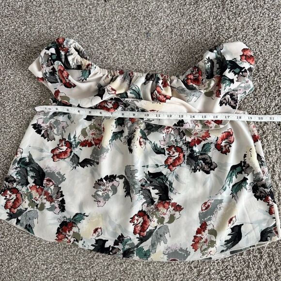 WILFRED | Floral off the shoulder 100% silk blouse - Picture 9 of 10